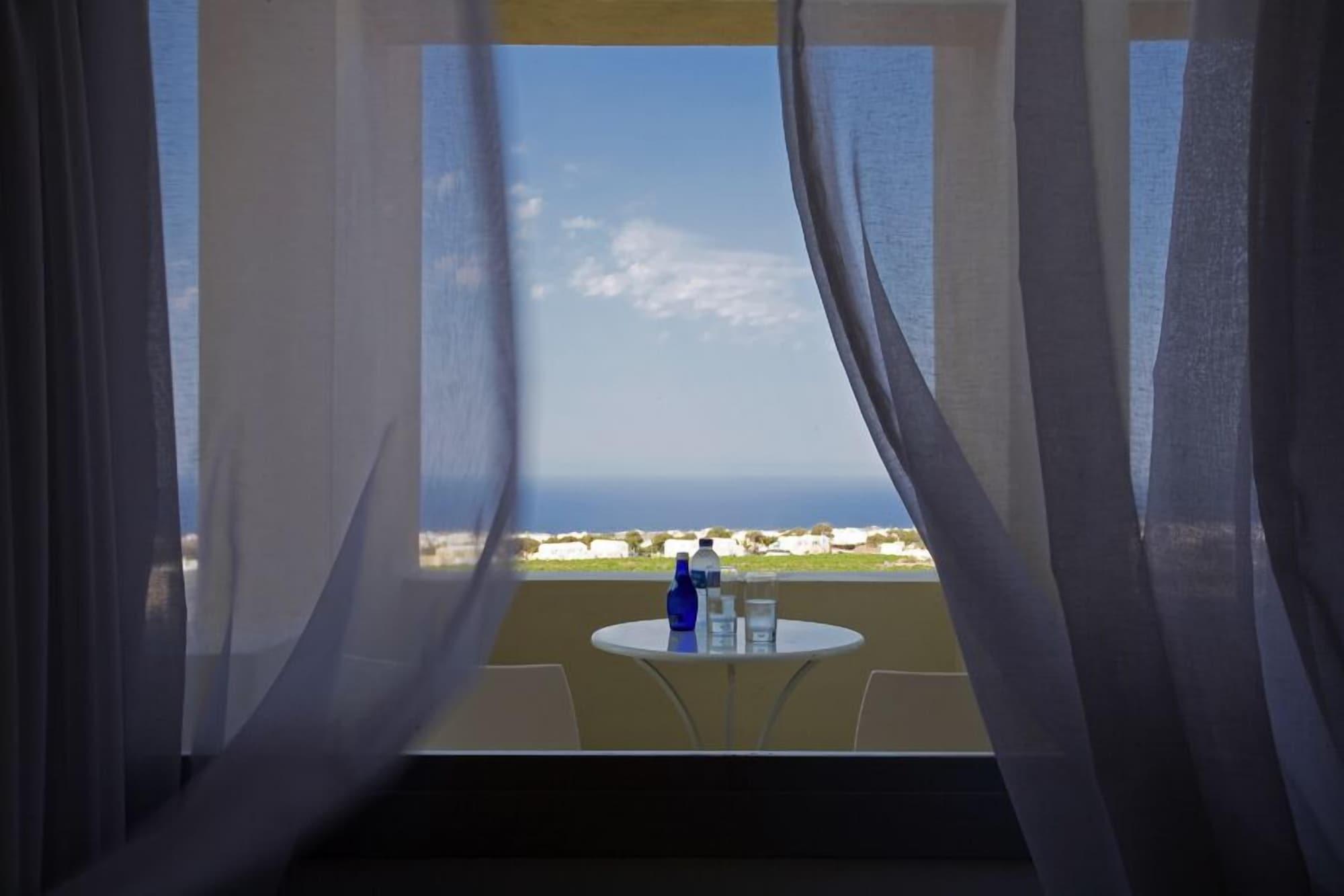 The Majestic Hotel Fira (Santorini) Quarto foto