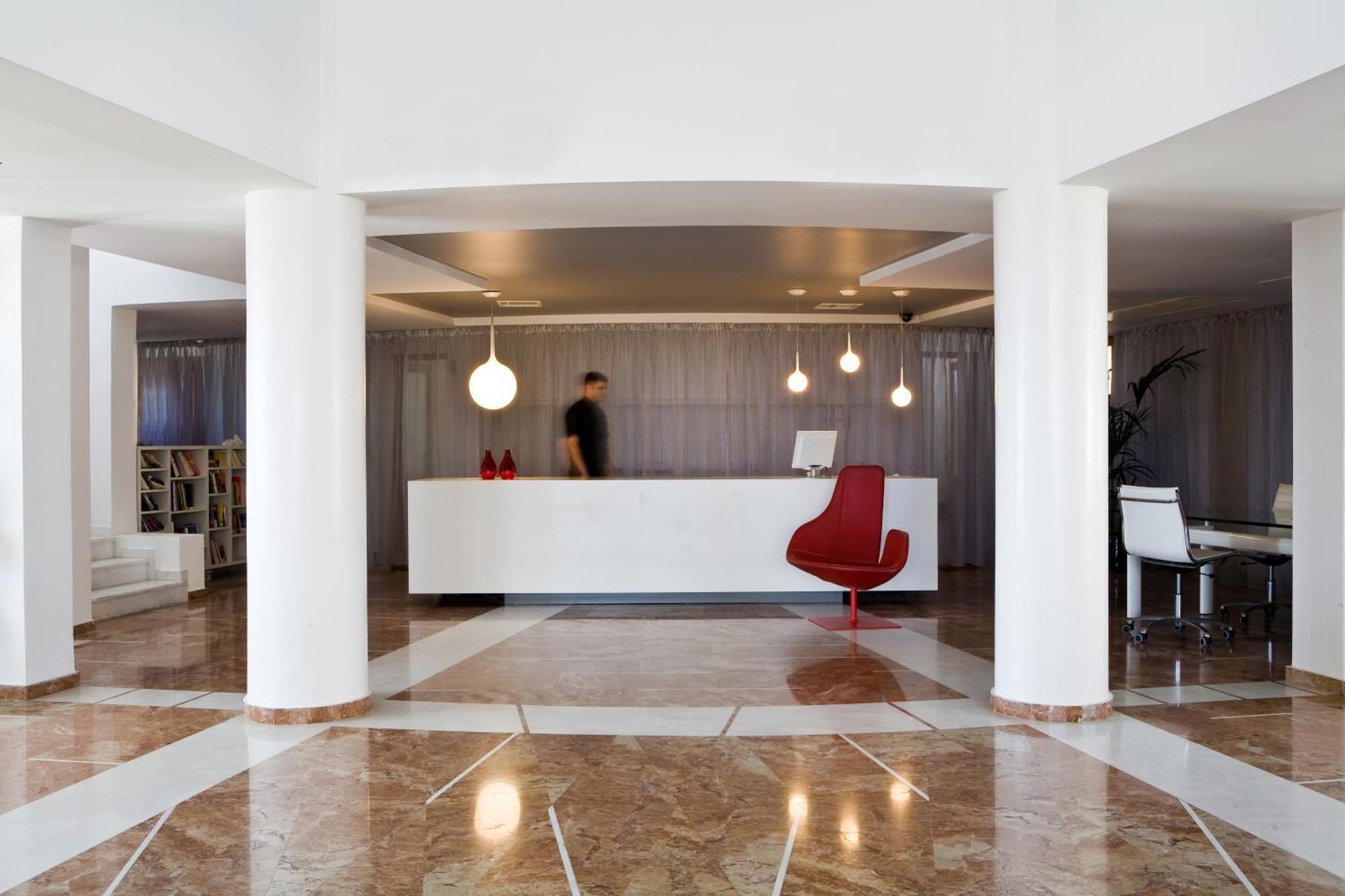 The Majestic Hotel Fira (Santorini) Exterior foto
